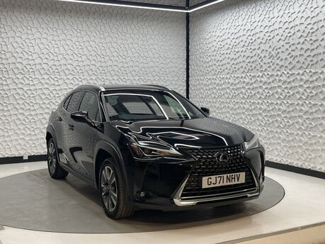 Lexus Ux 300E