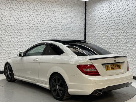 Mercedes-Benz C Class C220 CDI BLUEEFFICIENCY AMG SPORT PLUS 5