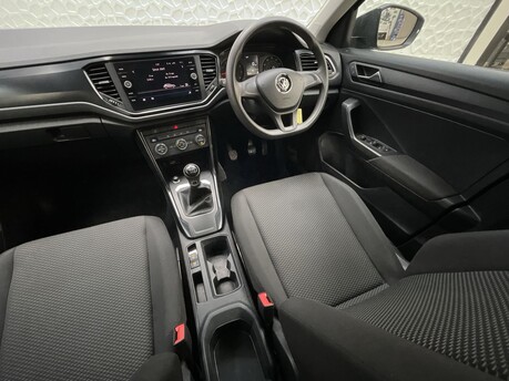Volkswagen T-Roc S TSI 14