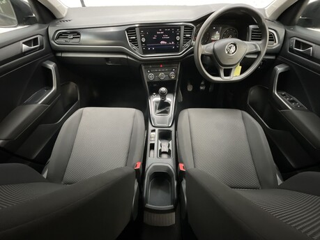 Volkswagen T-Roc S TSI 17