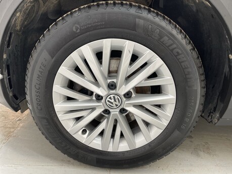 Volkswagen T-Roc S TSI 34