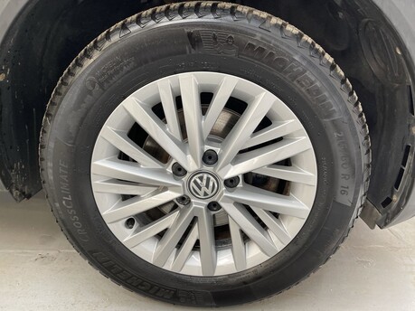 Volkswagen T-Roc S TSI 36
