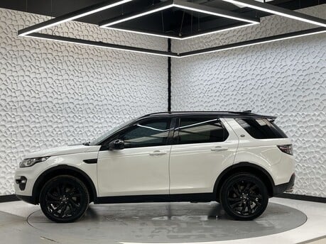 Land Rover Discovery Sport SD4 HSE BLACK 4