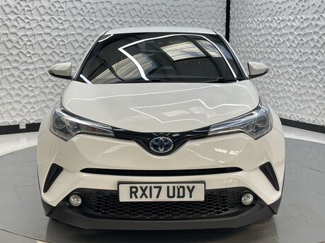 Toyota C-HR EXCEL 2