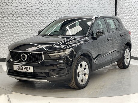 Volvo XC40 D3 MOMENTUM 3