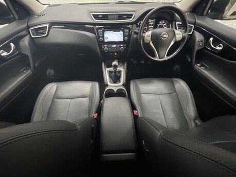 Nissan Qashqai DCI TEKNA 17