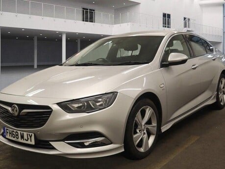 Vauxhall Insignia SRI VX-LINE NAV 7