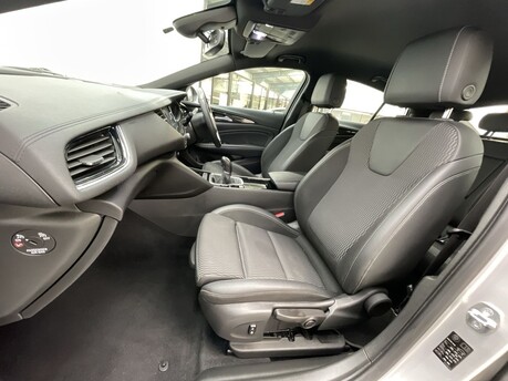 Vauxhall Insignia SRI VX-LINE NAV 12