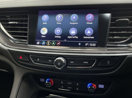 Vauxhall Insignia SRI VX-LINE NAV 26