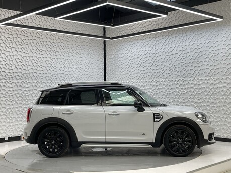 Mini Countryman COOPER ALL4 8