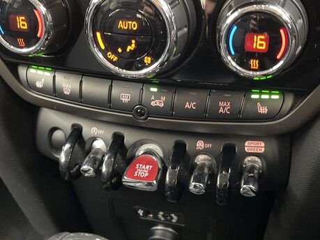 Mini Countryman COOPER ALL4 33