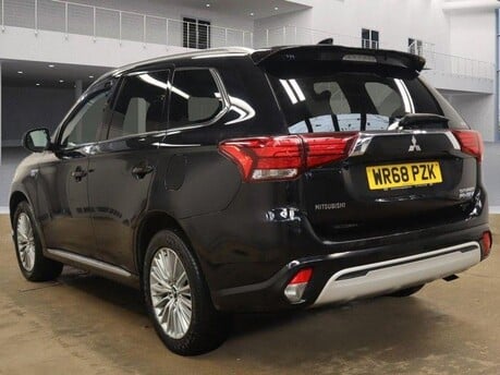 Mitsubishi Outlander PHEV 4H 10