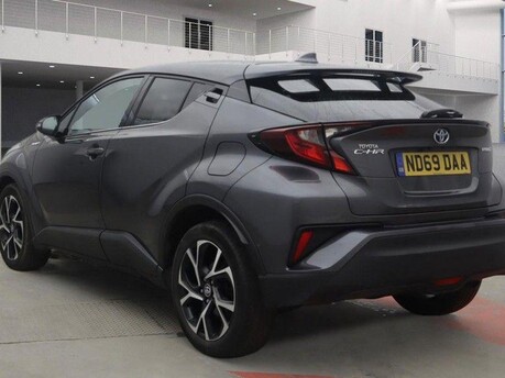 Toyota C-HR DESIGN 10