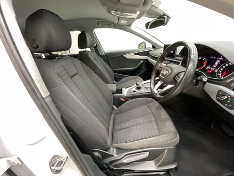 Audi A4 TDI SE 9