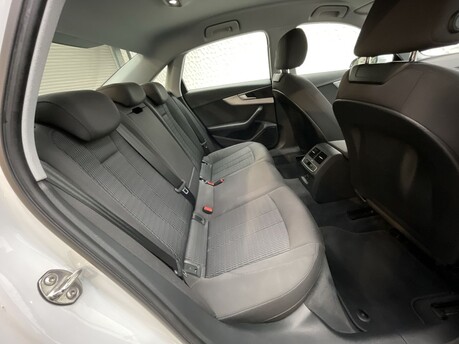 Audi A4 TDI SE 33