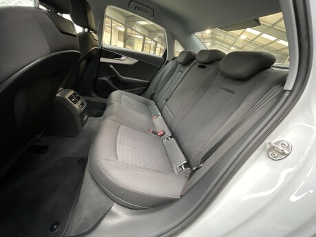 Audi A4 TDI SE 34