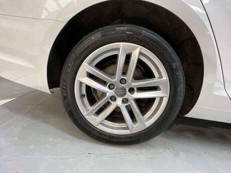 Audi A4 TDI SE 42