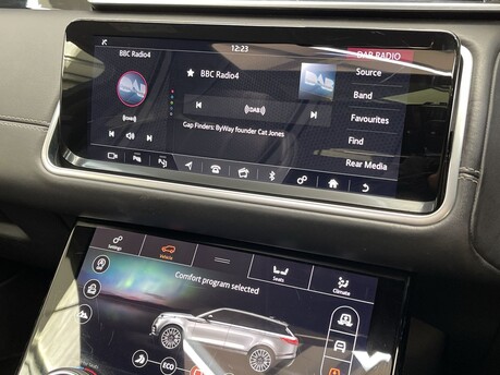 Land Rover Range Rover Velar R-DYNAMIC HSE 23