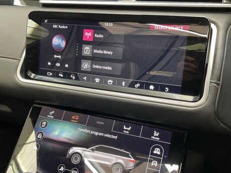 Land Rover Range Rover Velar R-DYNAMIC HSE 24