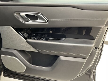 Land Rover Range Rover Velar R-DYNAMIC HSE 39