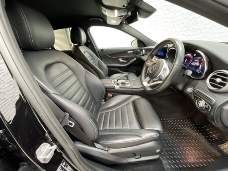 Mercedes-Benz C Class C 300 D AMG LINE PREMIUM 9