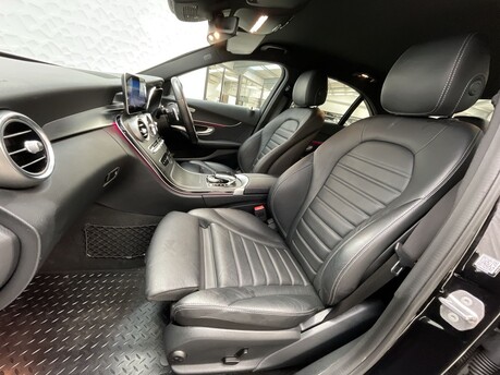 Mercedes-Benz C Class C 300 D AMG LINE PREMIUM 12