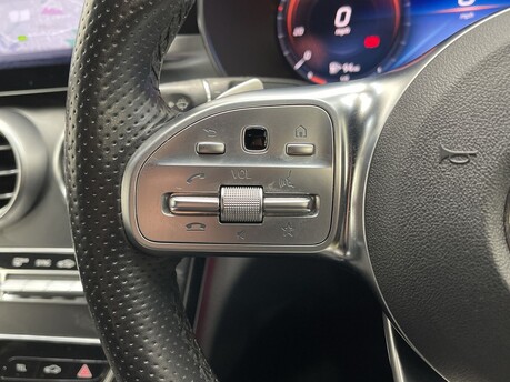 Mercedes-Benz C Class C 300 D AMG LINE PREMIUM 19