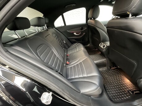Mercedes-Benz C Class C 300 D AMG LINE PREMIUM 33