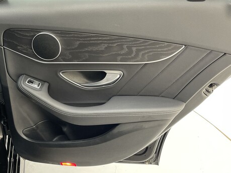 Mercedes-Benz C Class C 300 D AMG LINE PREMIUM 37