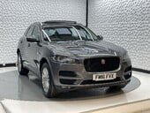 Jaguar F-Pace PORTFOLIO AWD 1