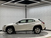 Lexus Ux 250H 4