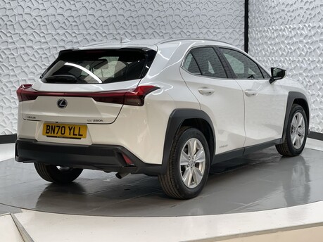 Lexus Ux 250H 7