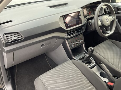 Volkswagen T-Cross S TSI 11