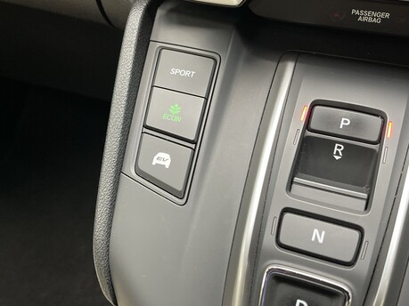 Honda CR-V I-MMD SR 28