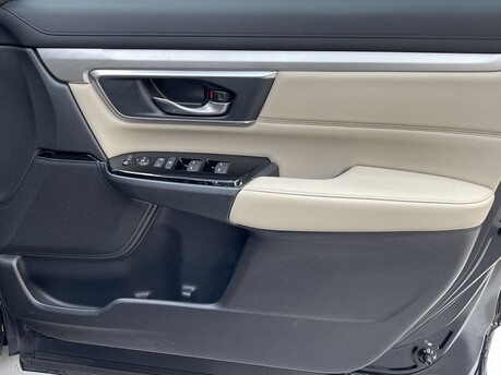 Honda CR-V I-MMD SR 36