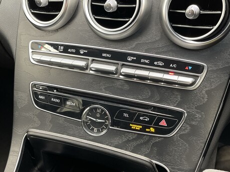 Mercedes-Benz C Class C 220 D AMG LINE 28