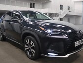 Lexus NX 300H 1