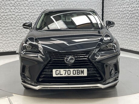 Lexus NX 300H 2