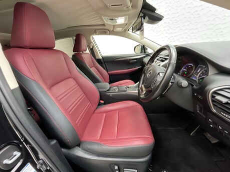 Lexus NX 300H 9