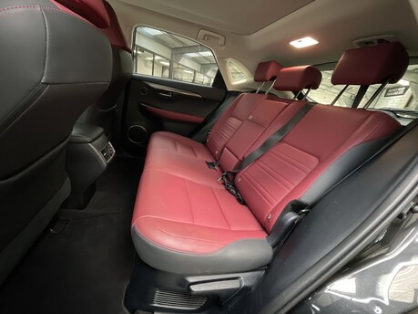 Lexus NX 300H 34