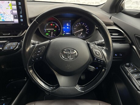Toyota C-HR EXCEL 18