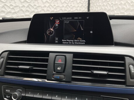 BMW 3 Series 318D M SPORT GRAN TURISMO 22