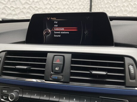 BMW 3 Series 318D M SPORT GRAN TURISMO 23
