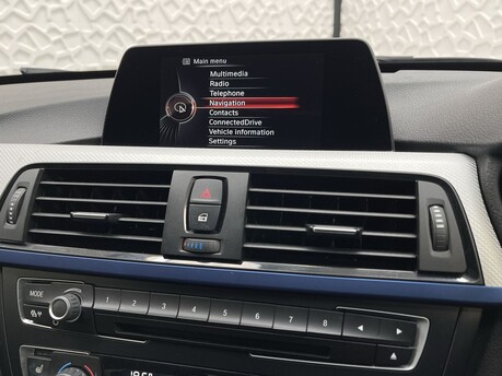 BMW 3 Series 318D M SPORT GRAN TURISMO 27