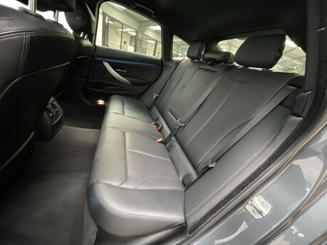 BMW 3 Series 318D M SPORT GRAN TURISMO 35