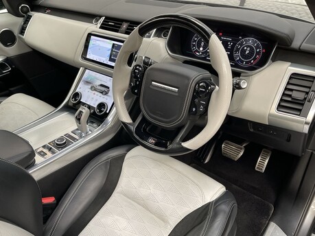Land Rover Range Rover Sport SVR 10