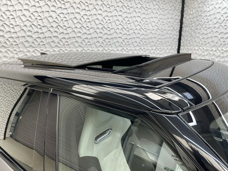 Land Rover Range Rover Sport SVR 18