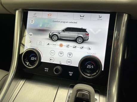 Land Rover Range Rover Sport SVR 30