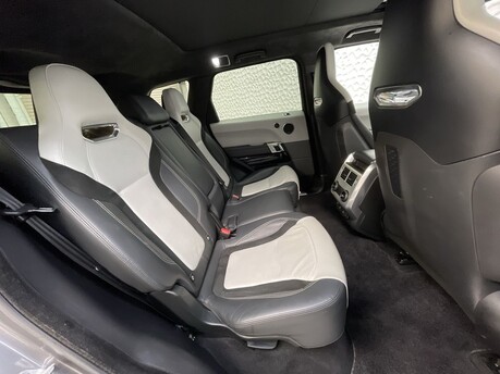 Land Rover Range Rover Sport SVR 34