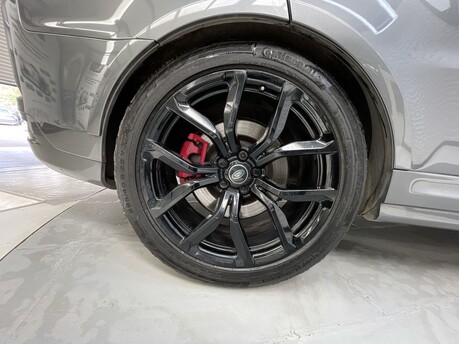Land Rover Range Rover Sport SVR 44
